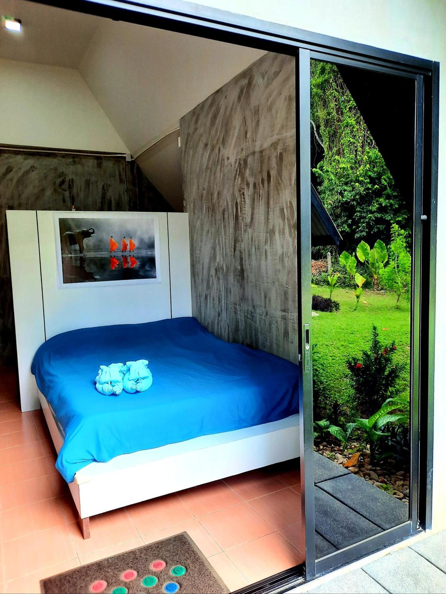 Cashewnut Tree Resort Ko Lanta 外观 照片